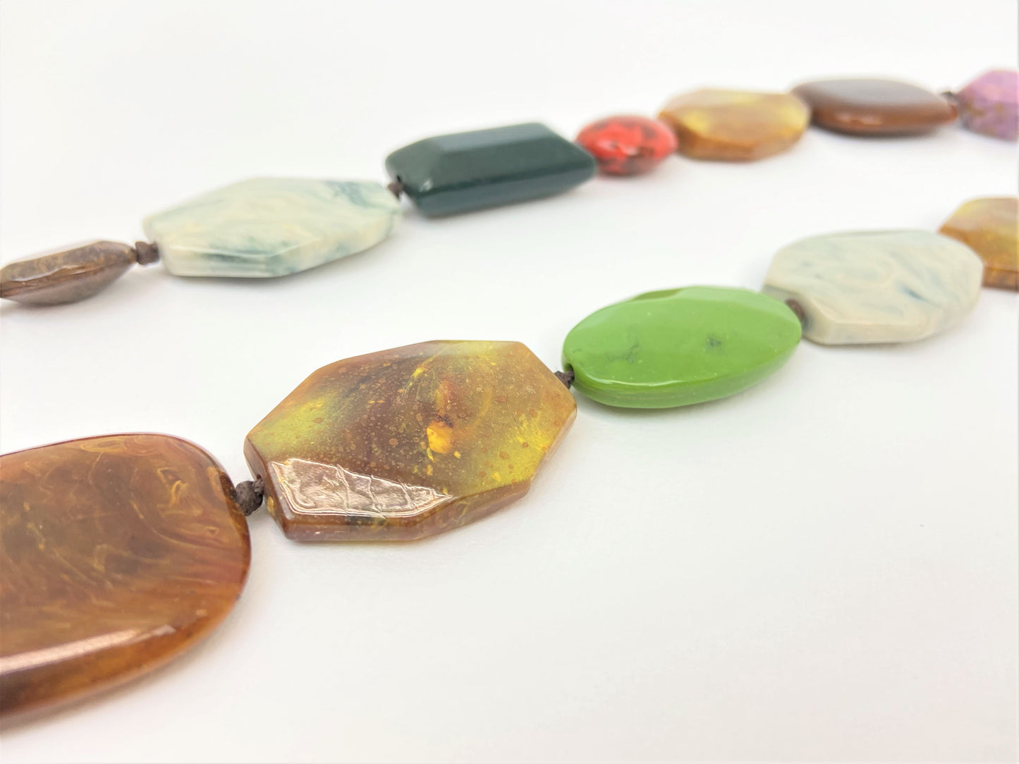 Mount Pizazz Long Bead Necklace
