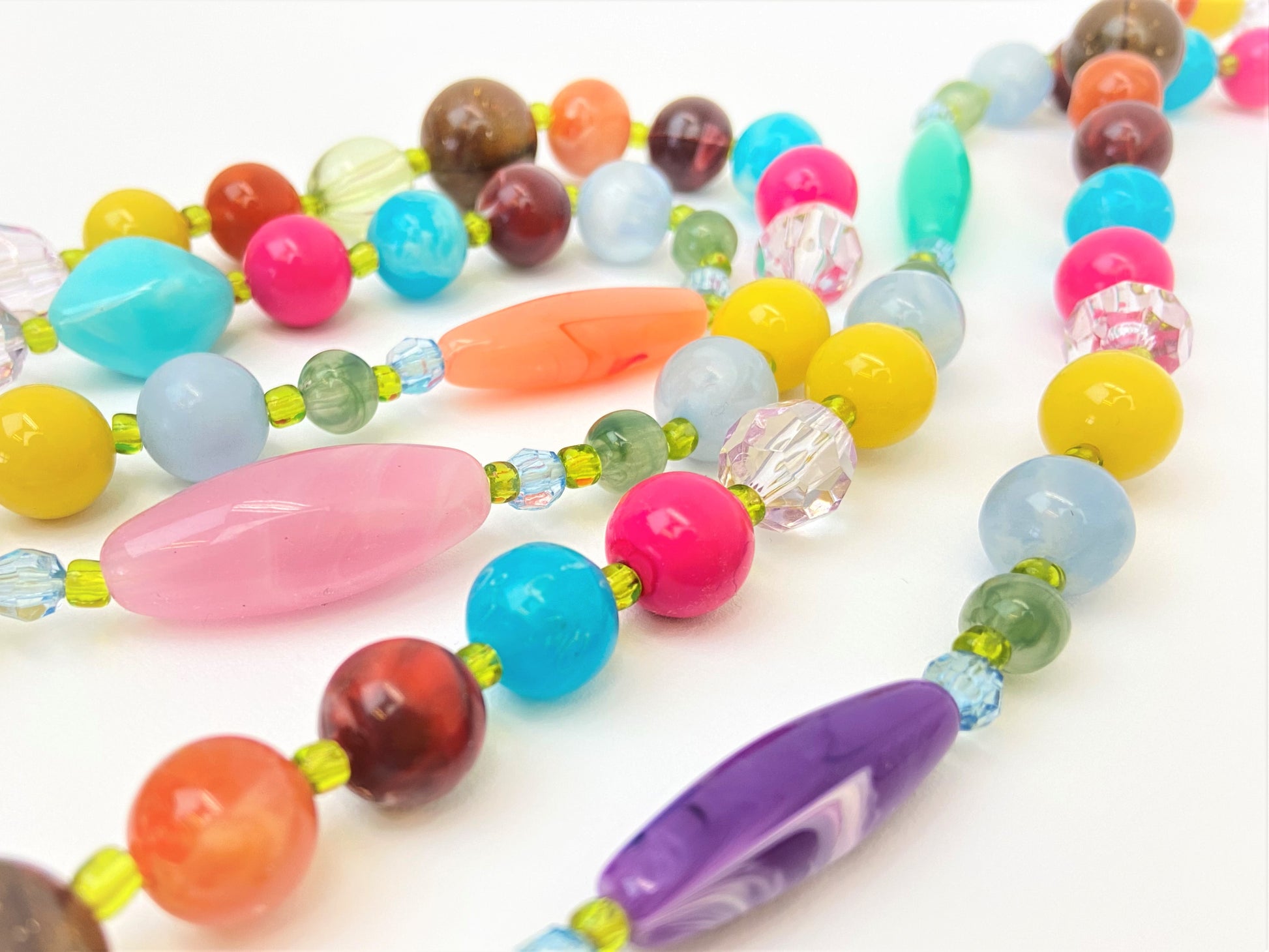 Sundae Crush Mixed Bead Necklace by Stage Jewellery with multicolour beads in old-school fashion style